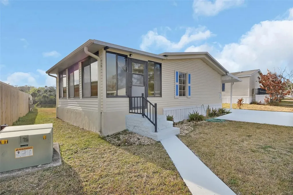2008 Hickorywood Drive South Daytona FL 32119