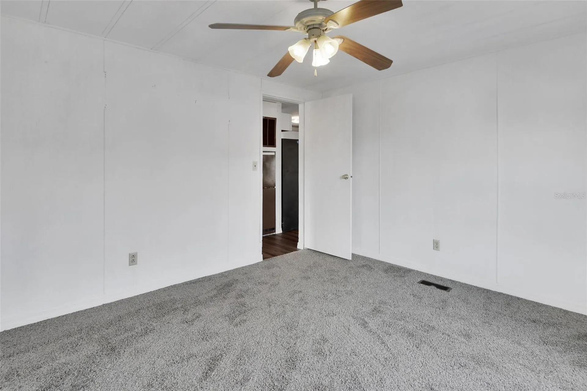2008 Hickorywood Drive South Daytona FL 32119