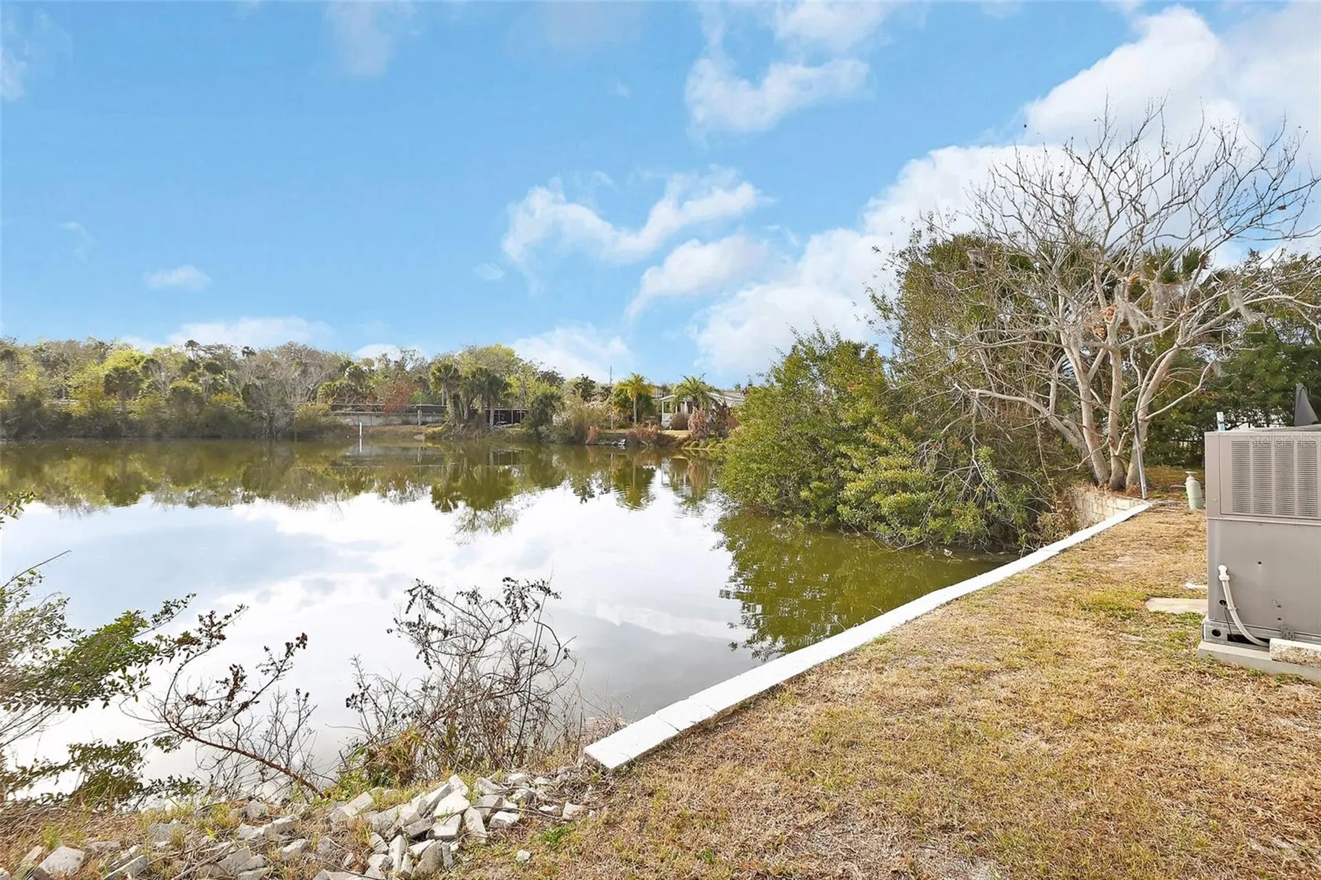 2008 Hickorywood Drive South Daytona FL 32119