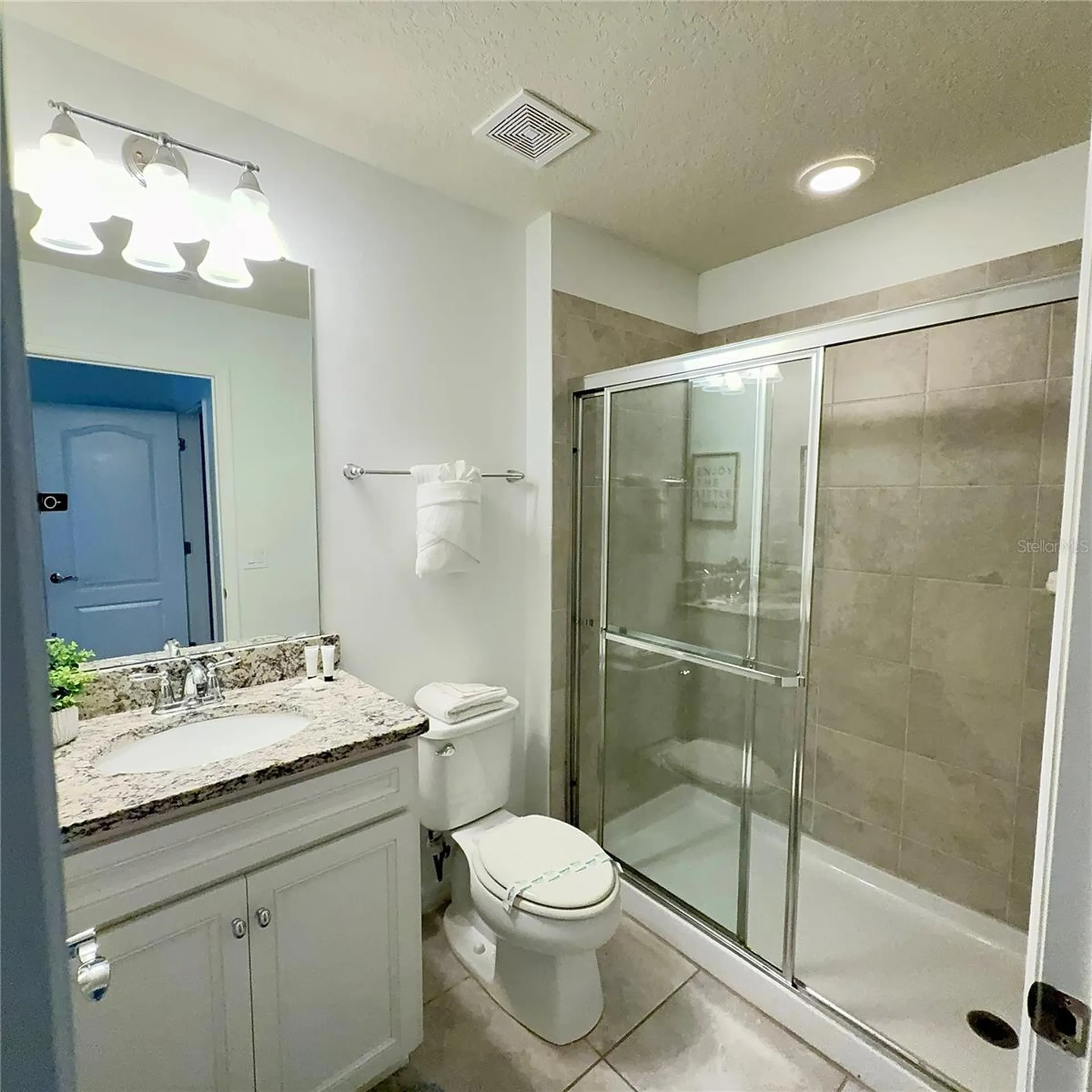 2414 Dubai Street Kissimmee FL 34747