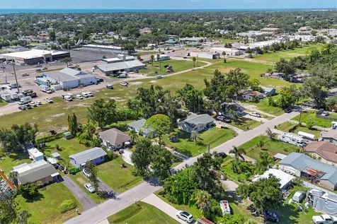 2214 Park Road Venice FL 34293