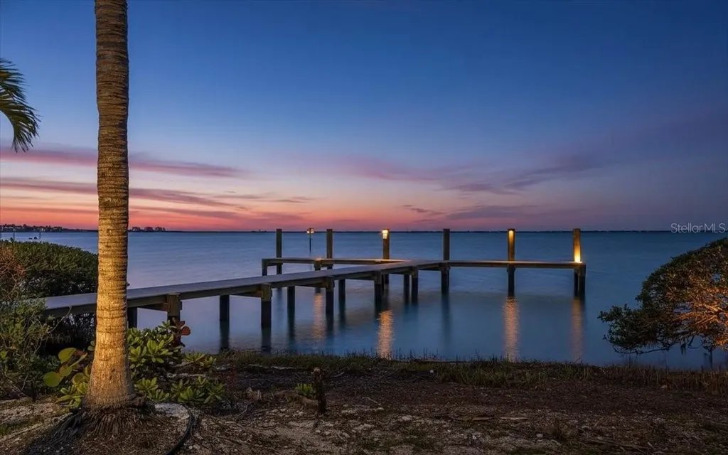 380 Gulf Of Mexico Drive Longboat Key FL 34228