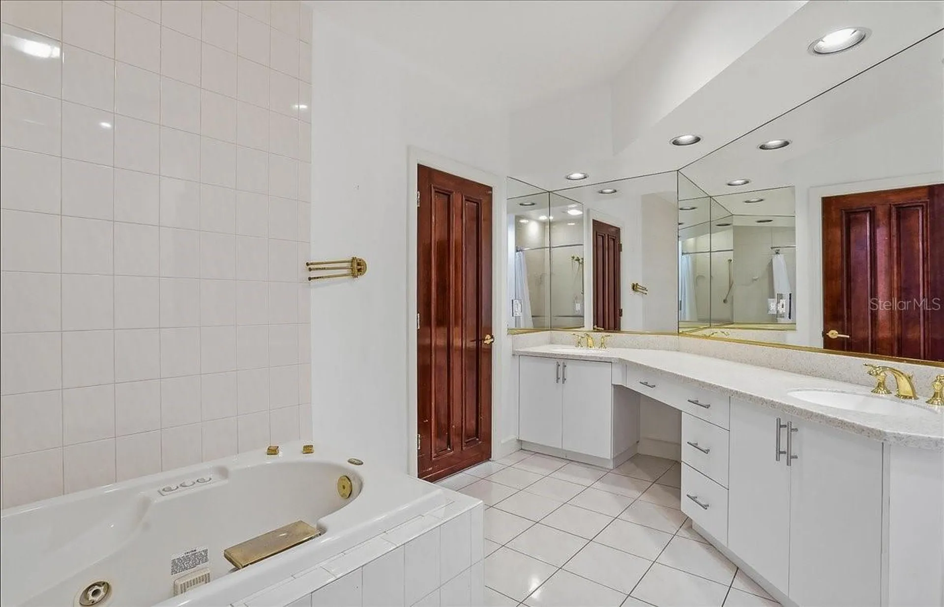 380 Gulf Of Mexico Drive Longboat Key FL 34228