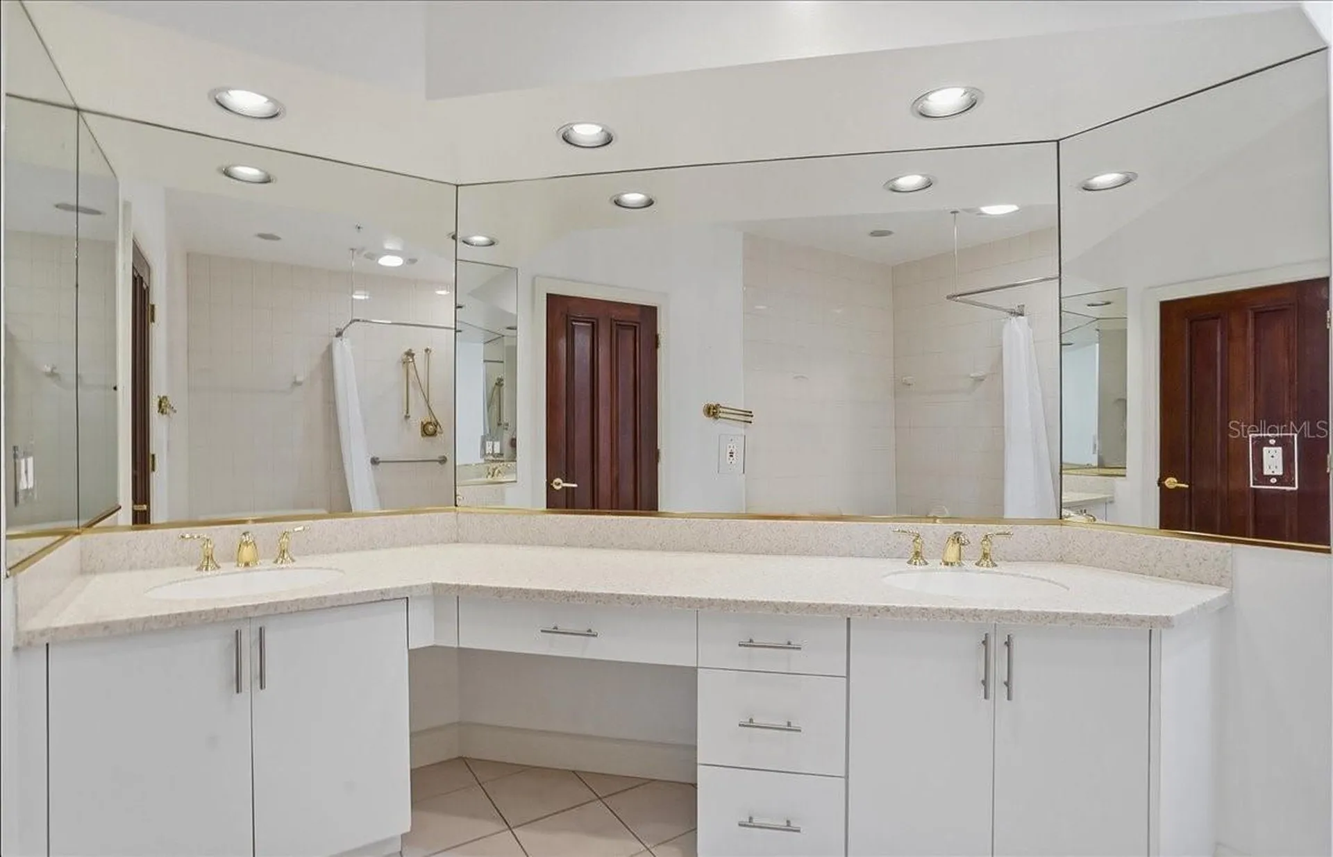 380 Gulf Of Mexico Drive Longboat Key FL 34228