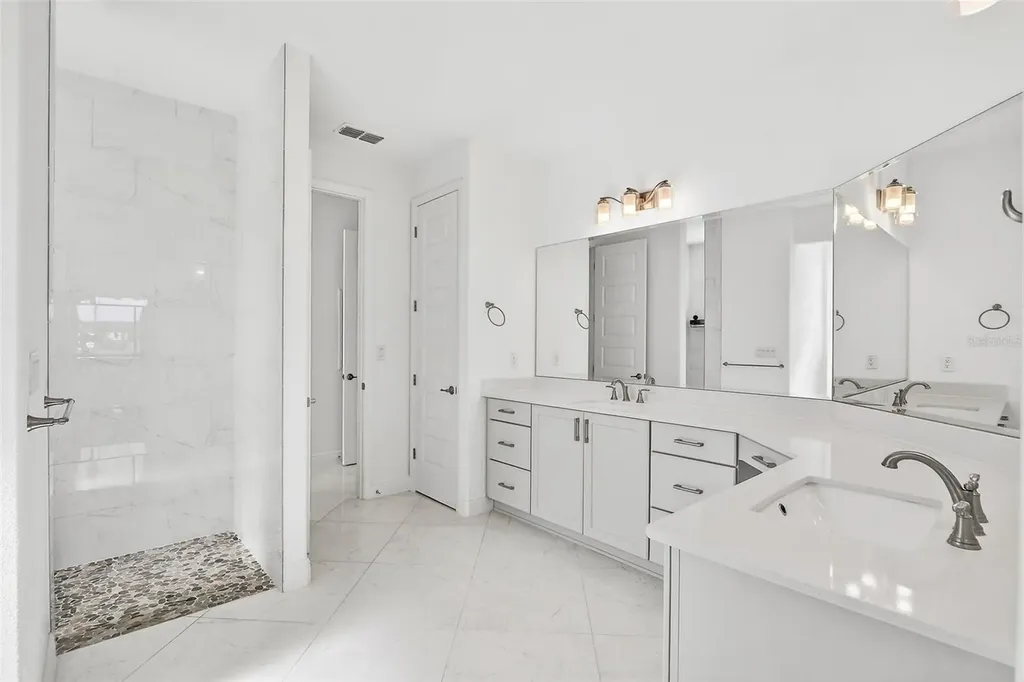 9513 SW 79th Loop Ocala FL 34481