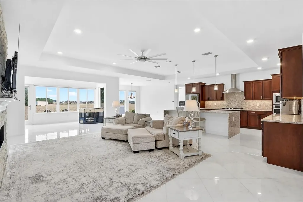 9513 SW 79th Loop Ocala FL 34481