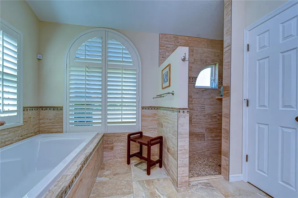 3901 Northridge Drive Valrico FL 33596