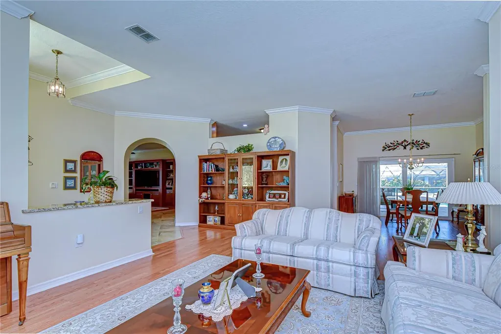 3901 Northridge Drive Valrico FL 33596
