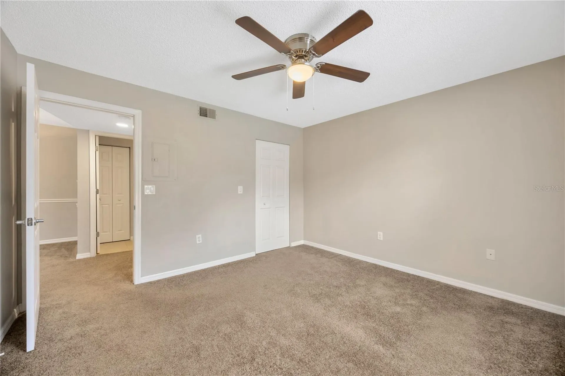 308 Lake Parsons Green Brandon FL 33511