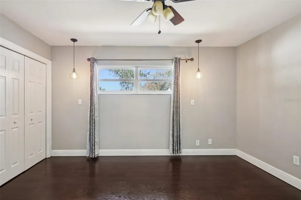 1545 W River Lane Tampa FL 33603