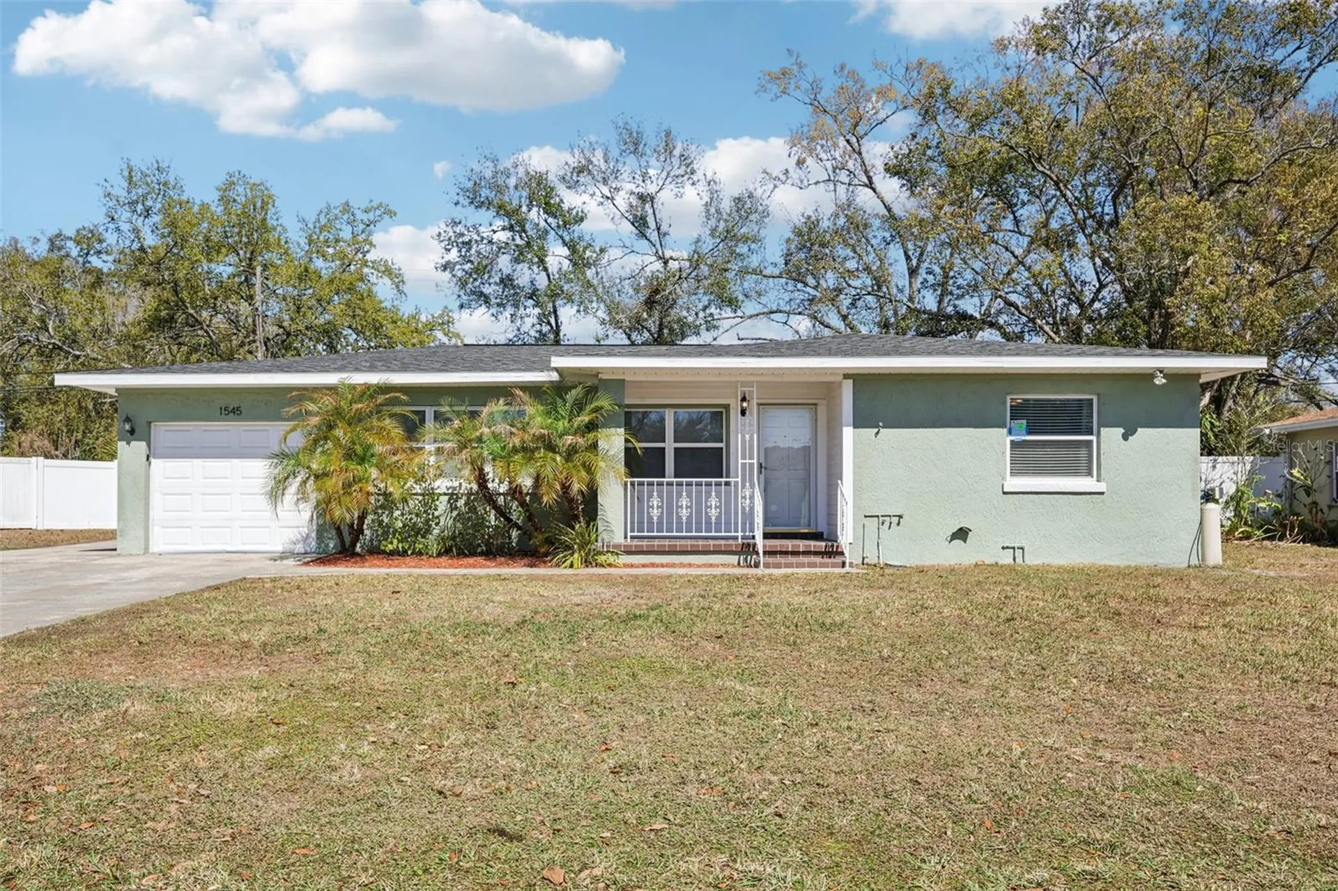 1545 W River Lane Tampa FL 33603