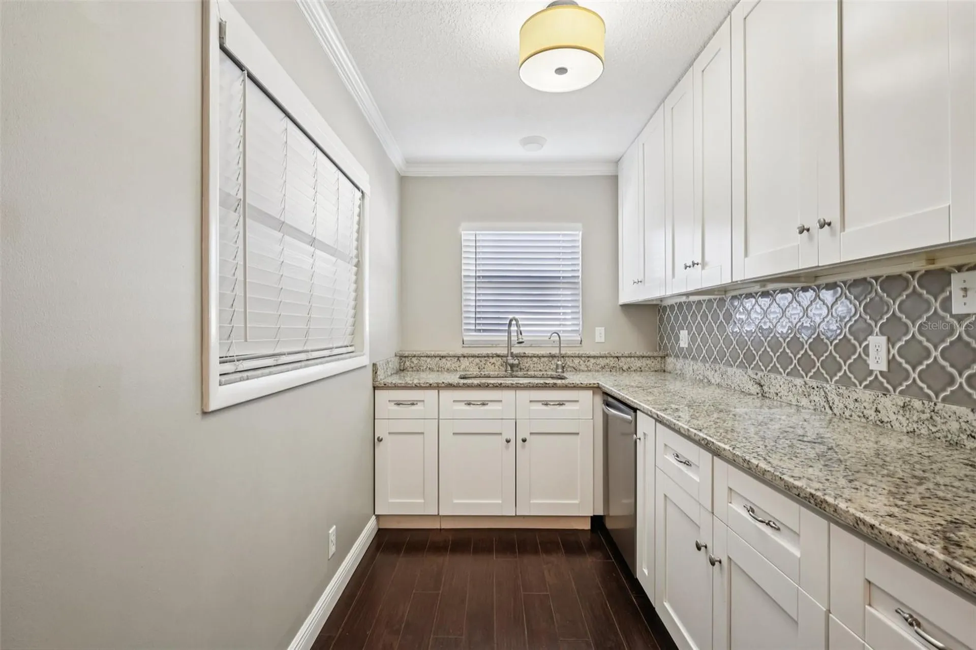1545 W River Lane Tampa FL 33603