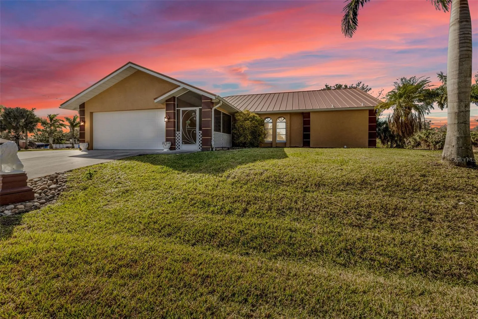 Punta Gorda FL, 27019 Shanahan Lane