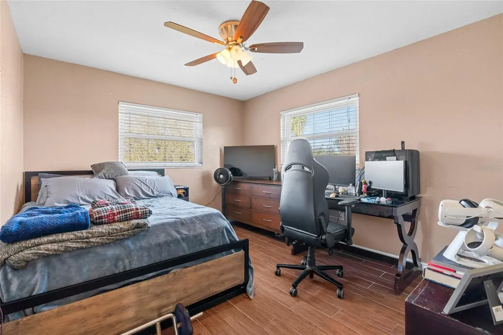 1303 S Hercules Avenue Clearwater FL 33764