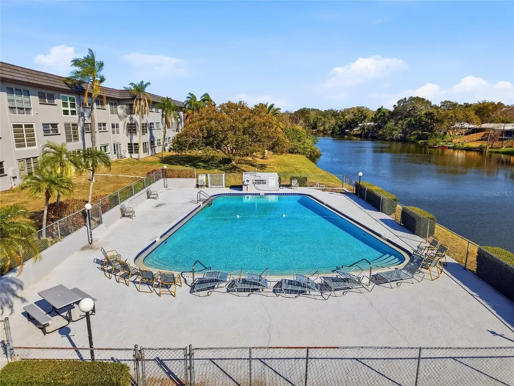 1303 S Hercules Avenue Clearwater FL 33764