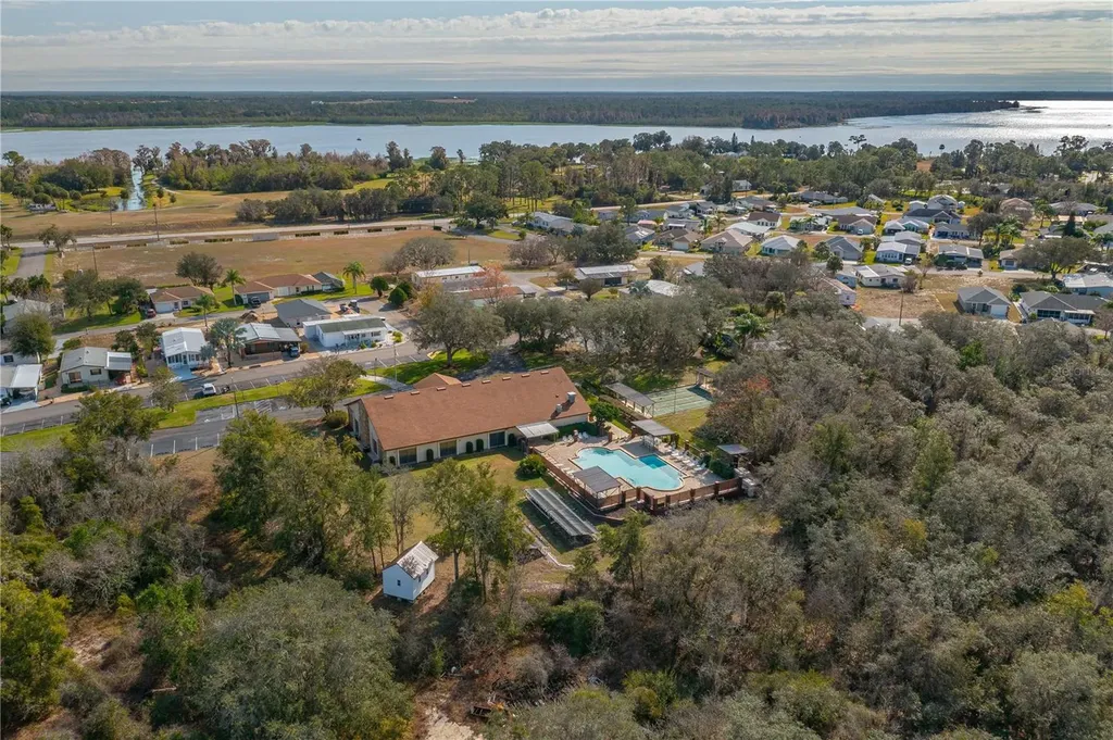 4209 Jacaranda Drive Lake Wales FL 33898