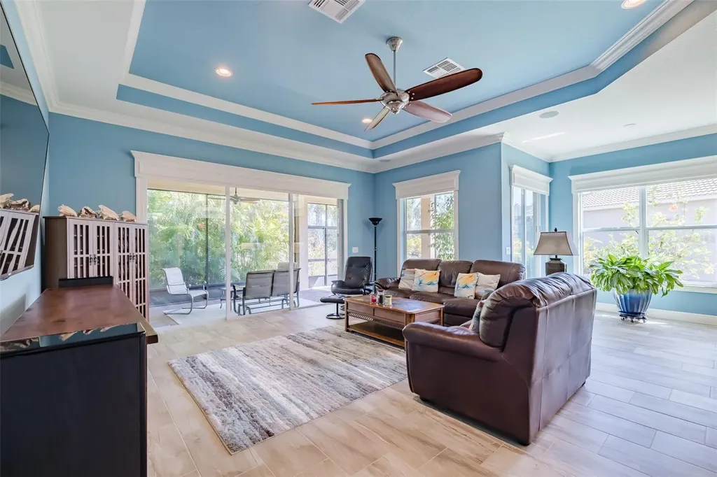 4822 Grand Banks Drive Wimauma FL 33598
