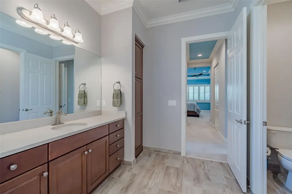 4822 Grand Banks Drive Wimauma FL 33598