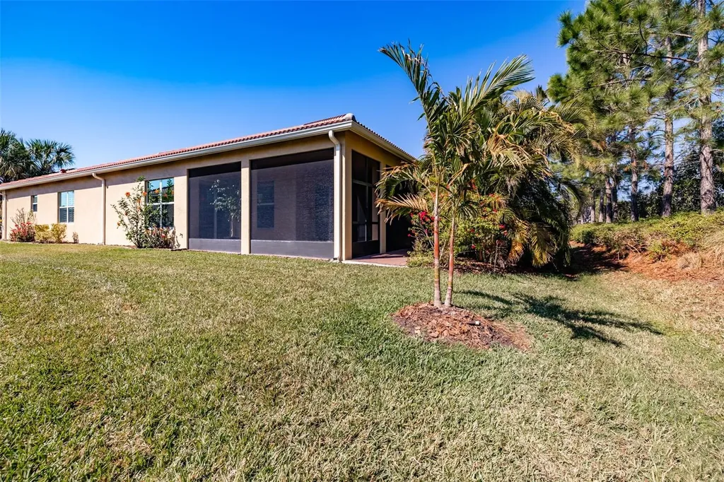 4822 Grand Banks Drive Wimauma FL 33598