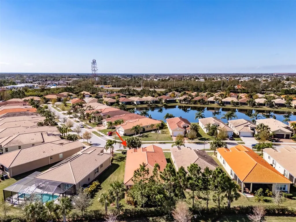 4822 Grand Banks Drive Wimauma FL 33598