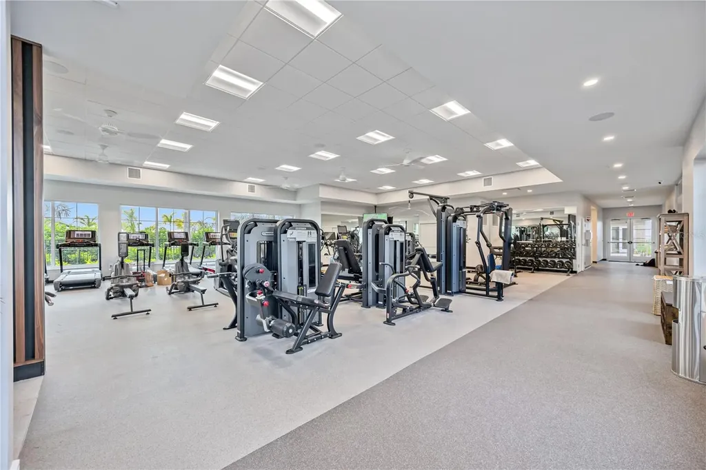 3387 Hilltop Circle Bradenton FL 34211