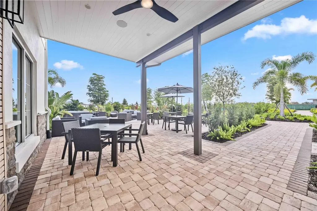 3387 Hilltop Circle Bradenton FL 34211