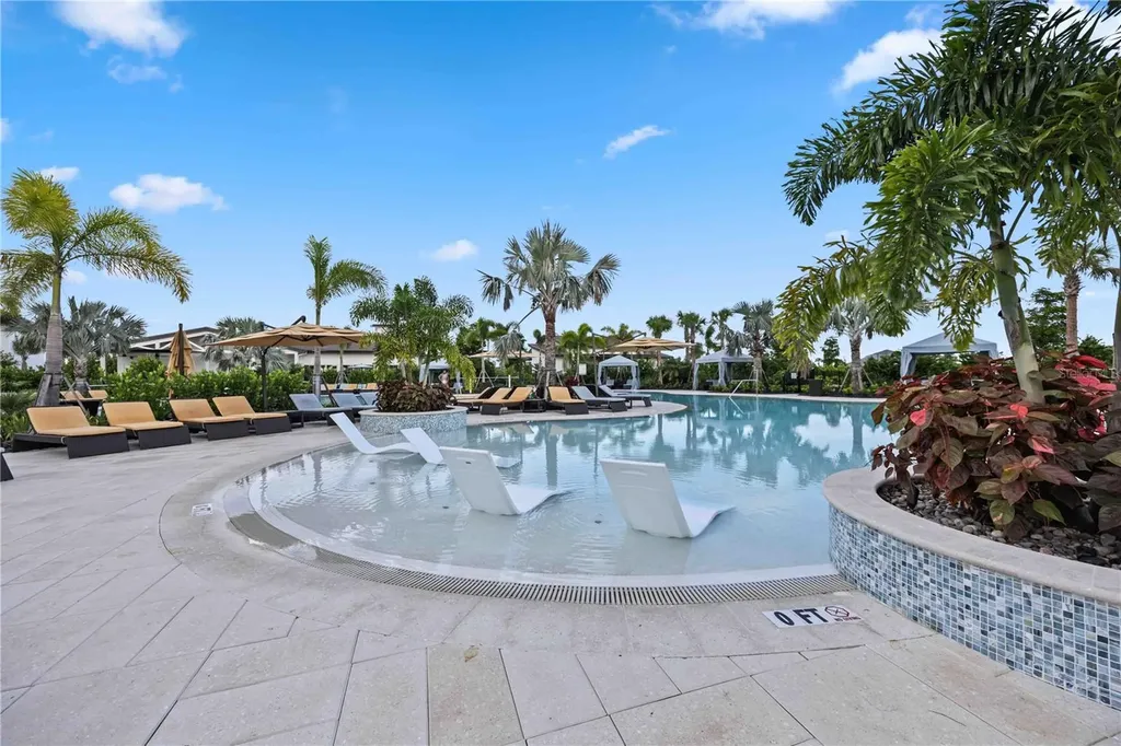 3387 Hilltop Circle Bradenton FL 34211