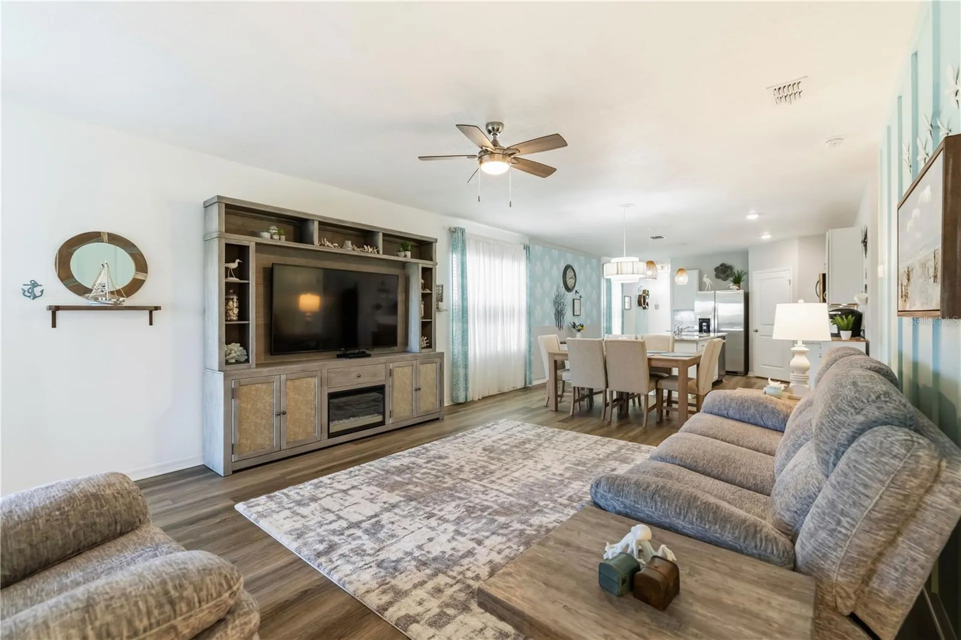 3387 Hilltop Circle Bradenton FL 34211