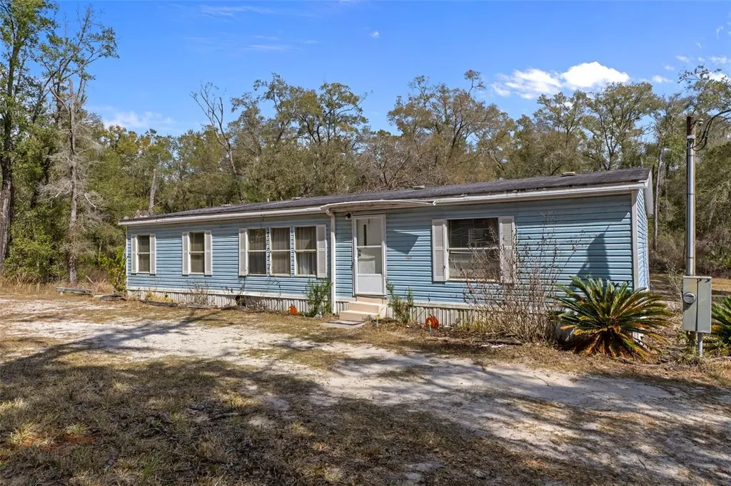 11881 SW 45th Street Webster FL 33597