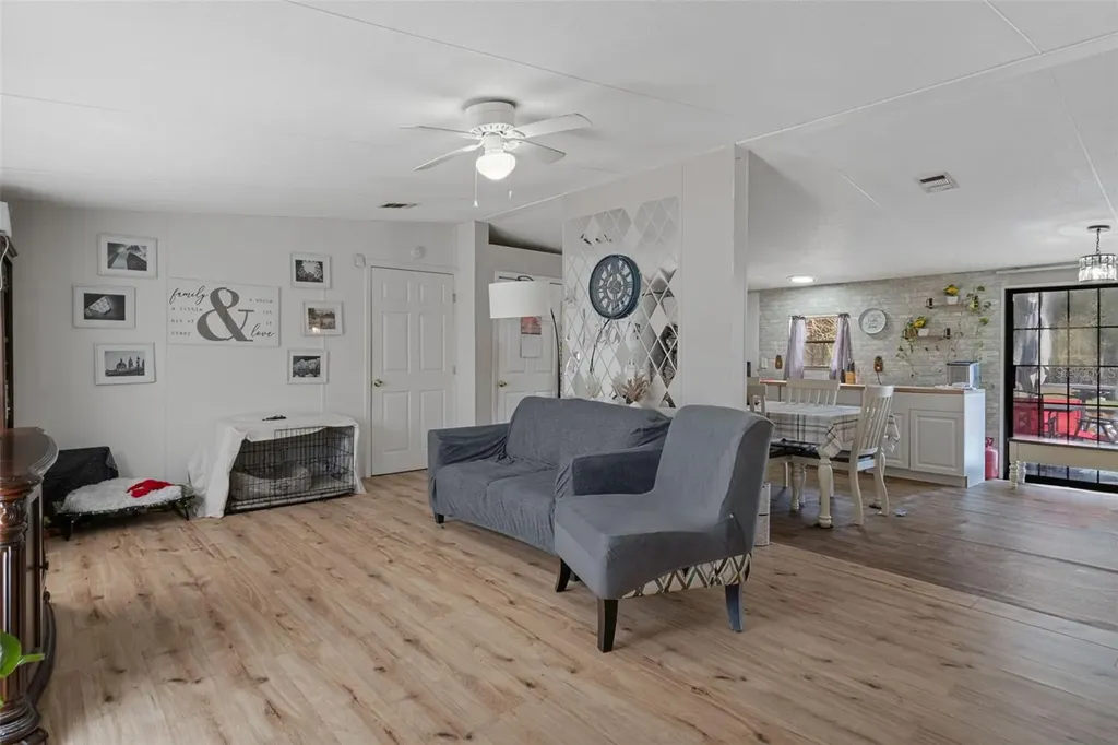 11881 SW 45th Street Webster FL 33597