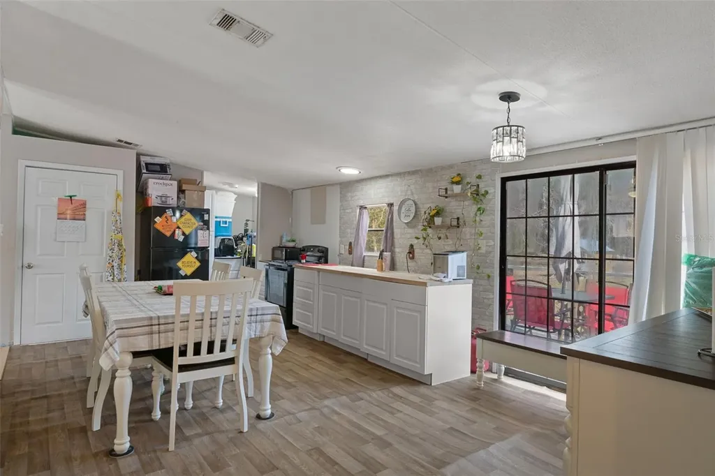 11881 SW 45th Street Webster FL 33597