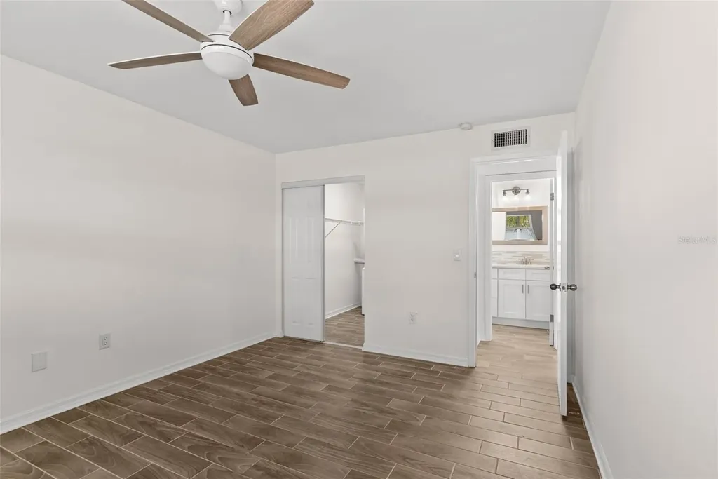 205 Kings Boulevard Sun City Center FL 33573