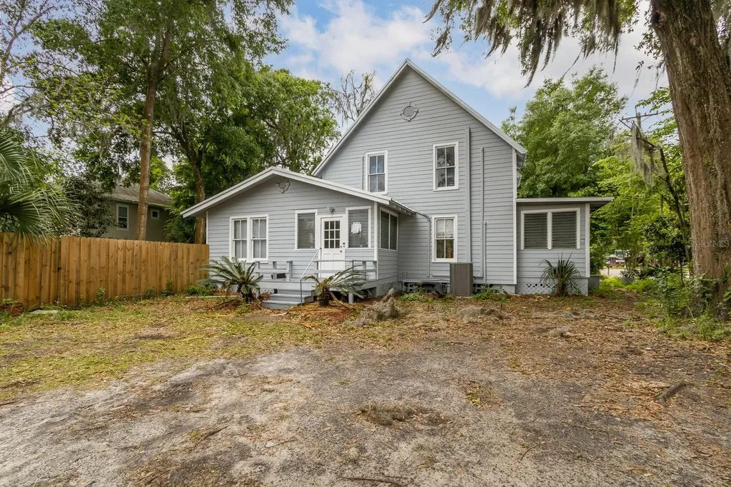 2523 NW 6th Street Gainesville FL 32609