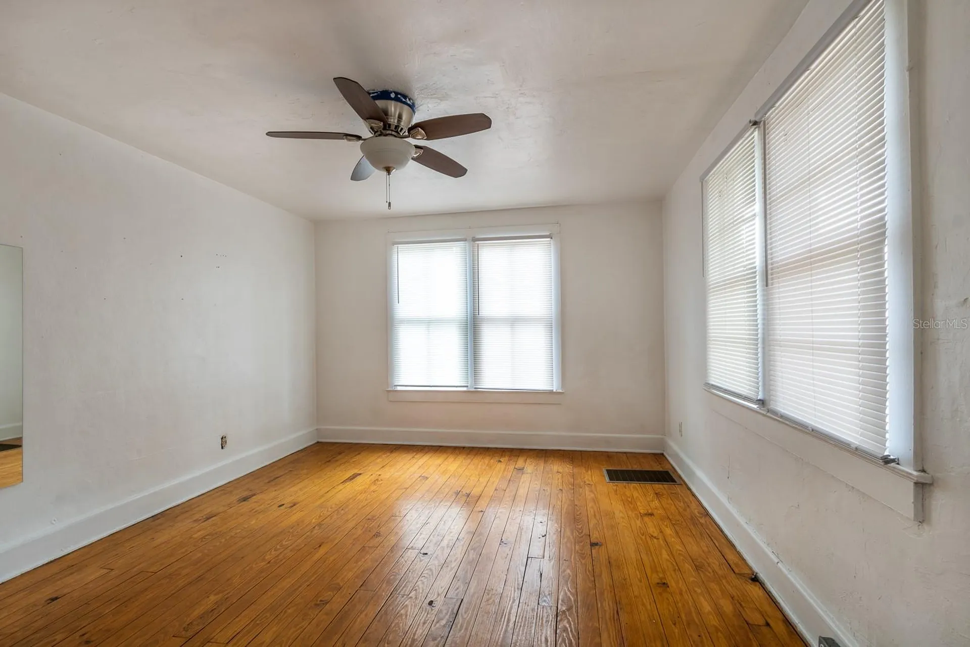 2523 NW 6th Street Gainesville FL 32609