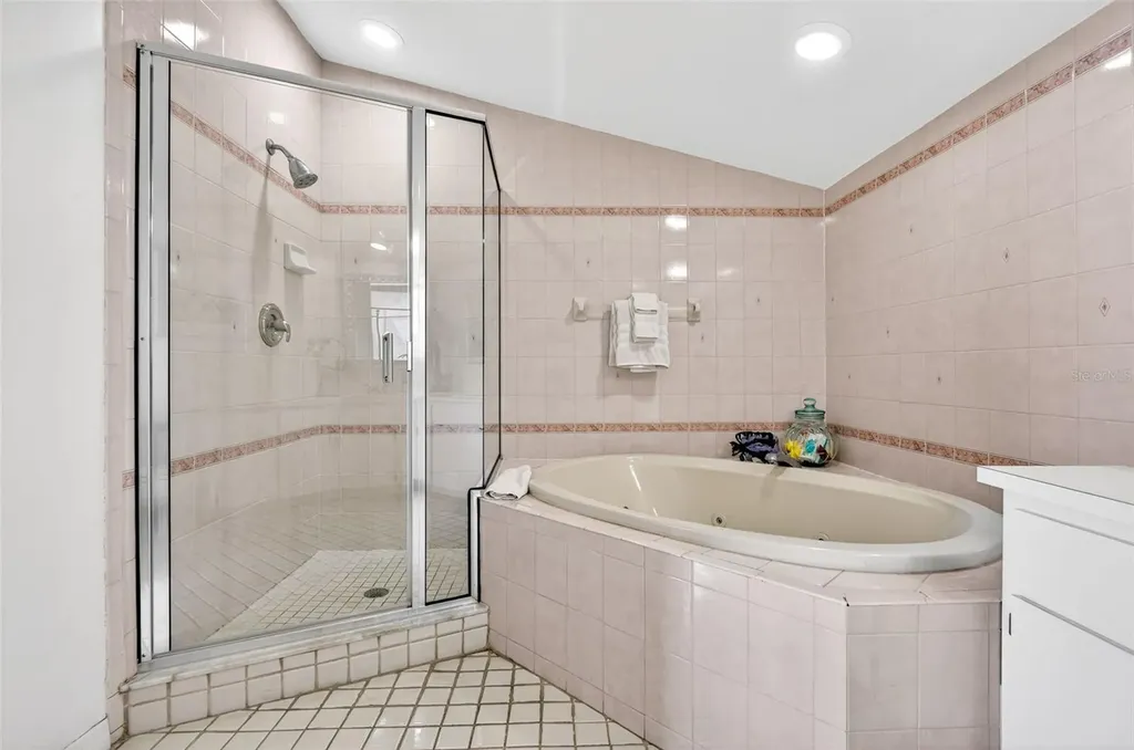 11722 Currie Lane Largo FL 33774