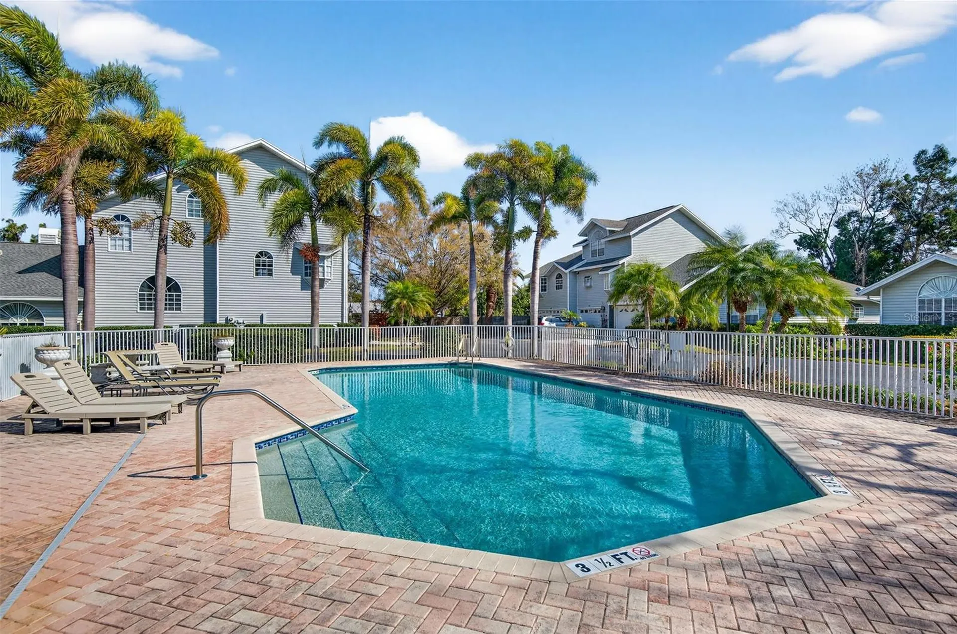 11722 Currie Lane Largo FL 33774