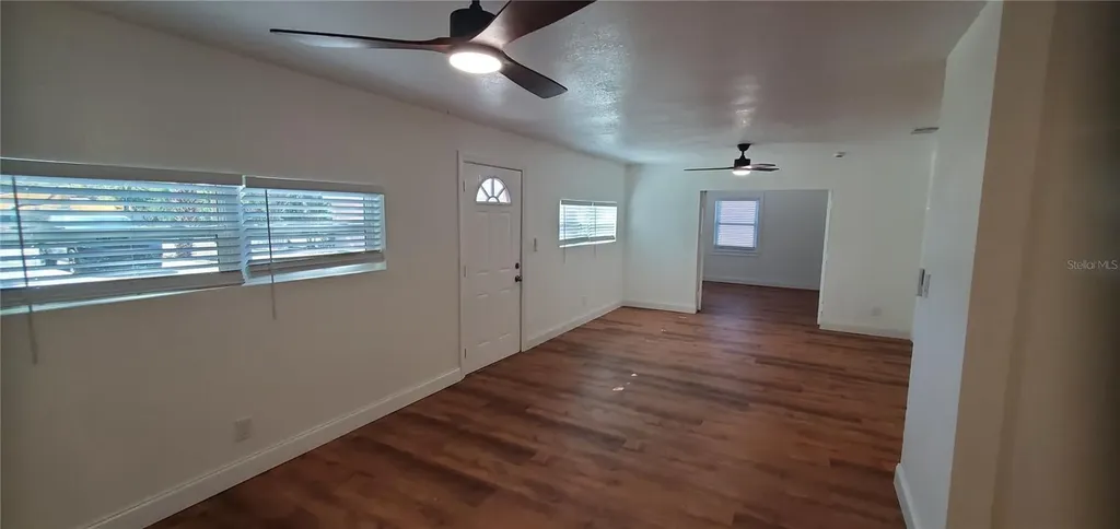 3865 15th Avenue S St Petersburg FL 33711