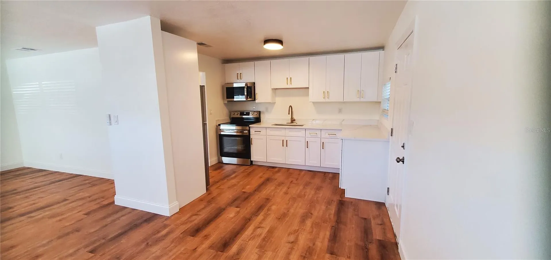 3865 15th Avenue S St Petersburg FL 33711