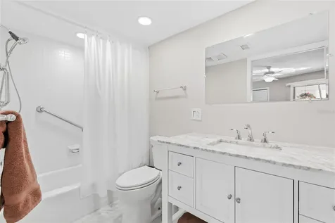600 Manatee Avenue Holmes Beach FL 34217