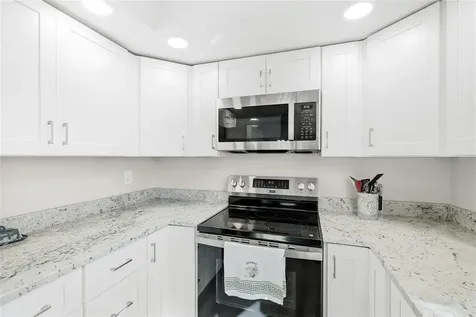 600 Manatee Avenue Holmes Beach FL 34217