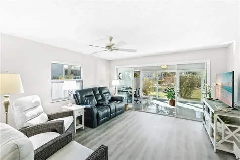 600 Manatee Avenue Holmes Beach FL 34217