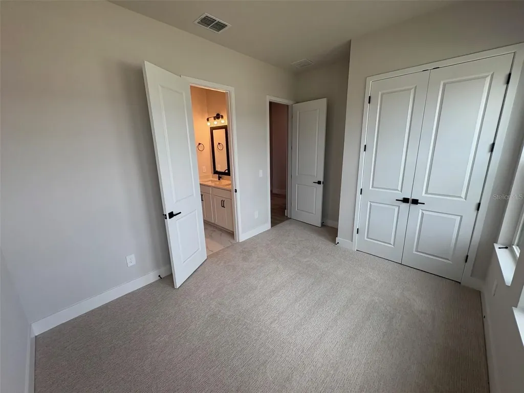7245 Meadowshade Court Sarasota FL 34241