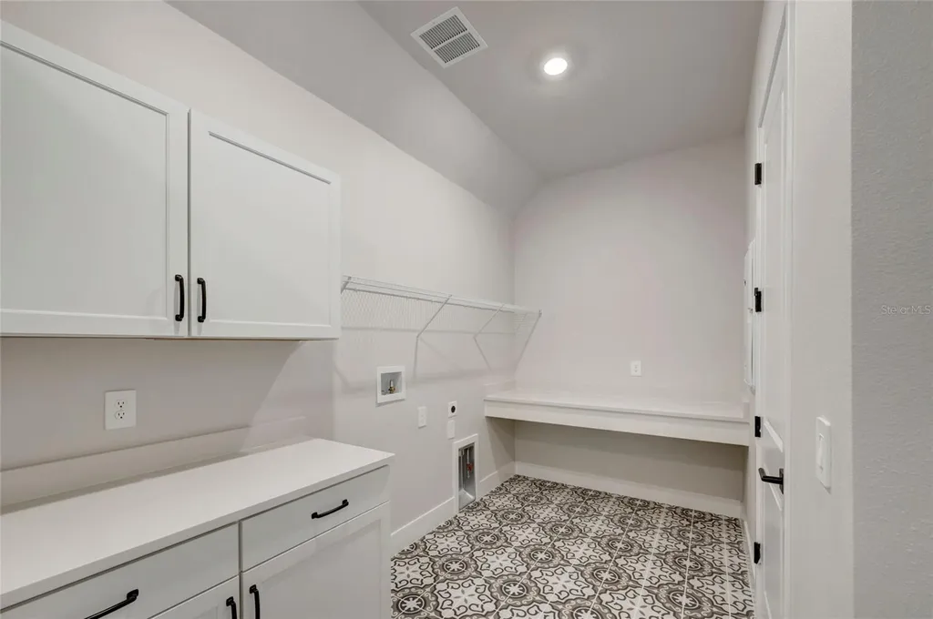 7245 Meadowshade Court Sarasota FL 34241