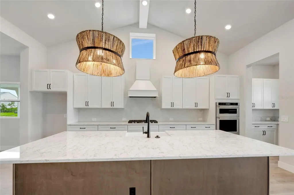 7245 Meadowshade Court Sarasota FL 34241