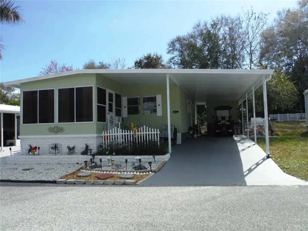 124 Juniperus Drive Safety Harbor FL 34695