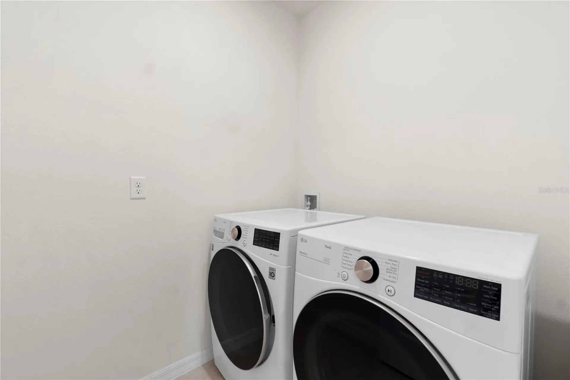 855 Brooklet Drive Davenport FL 33837
