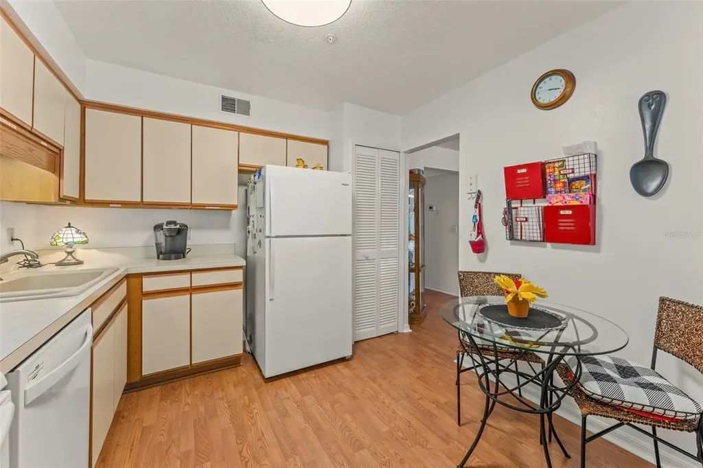 5300 Dover Village Lane Orlando FL 32812