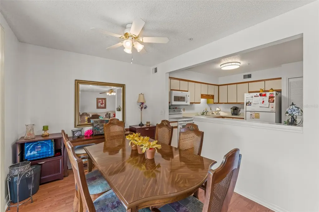 5300 Dover Village Lane Orlando FL 32812