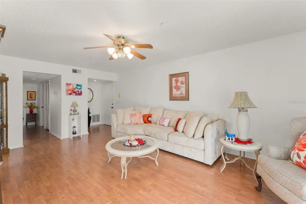 5300 Dover Village Lane Orlando FL 32812