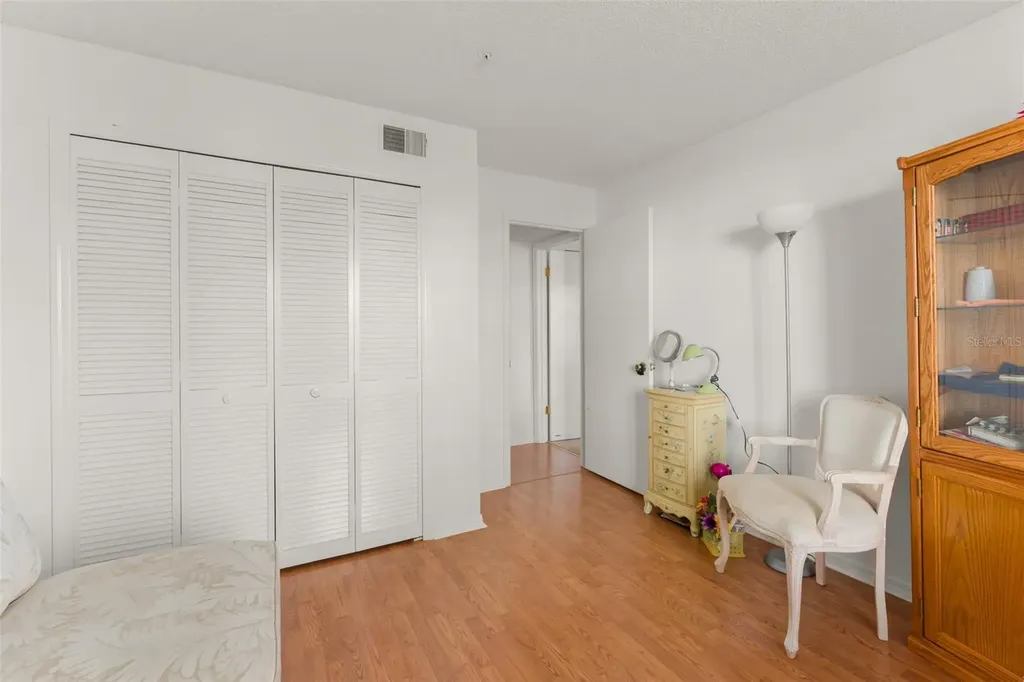5300 Dover Village Lane Orlando FL 32812